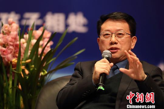學(xué)霸父母反對(duì)“虎爸虎媽”教育:不要在怒吼中疏遠(yuǎn) 學(xué)霸父母反對(duì)“虎爸虎媽”教育:不要在怒吼中疏遠(yuǎn)