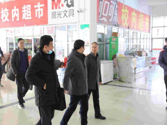 區(qū)教體局14 區(qū)教體局14.jpg
